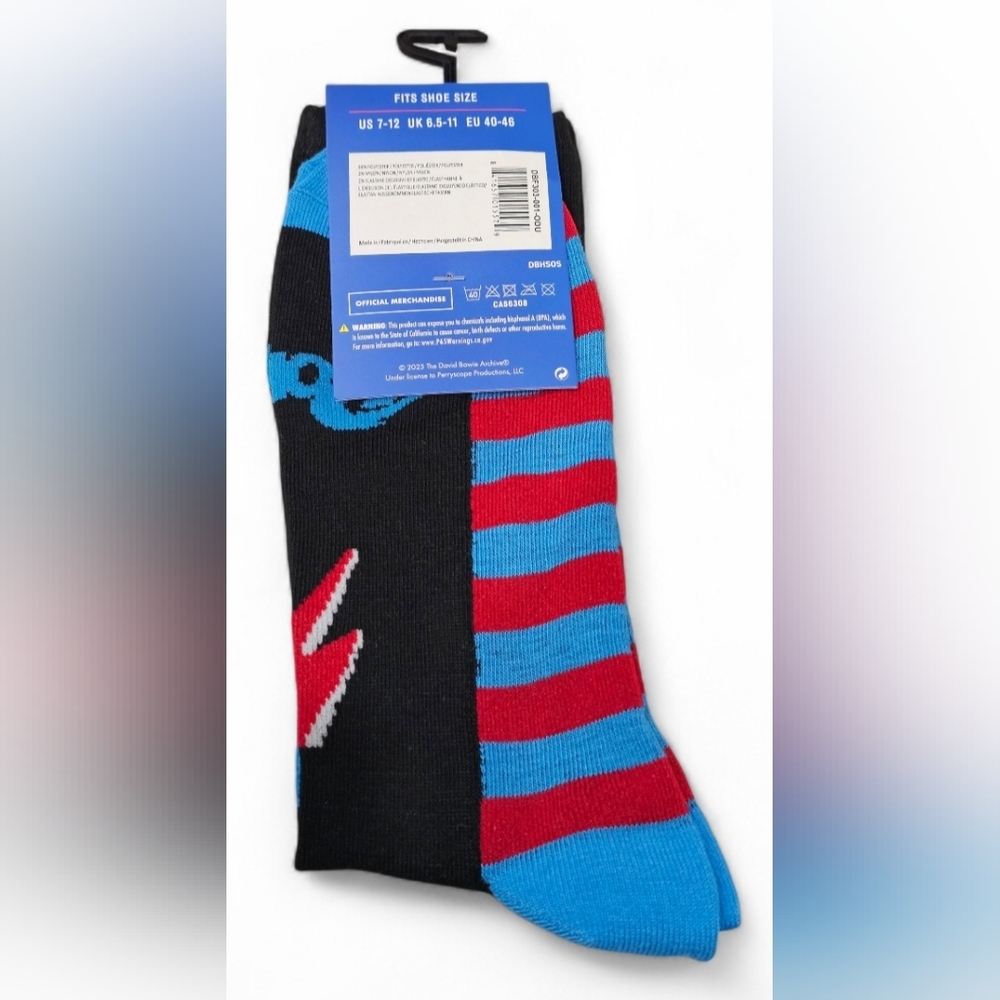 Bowie Adult Socks! Size 7-12, New - Picture 2 of 2